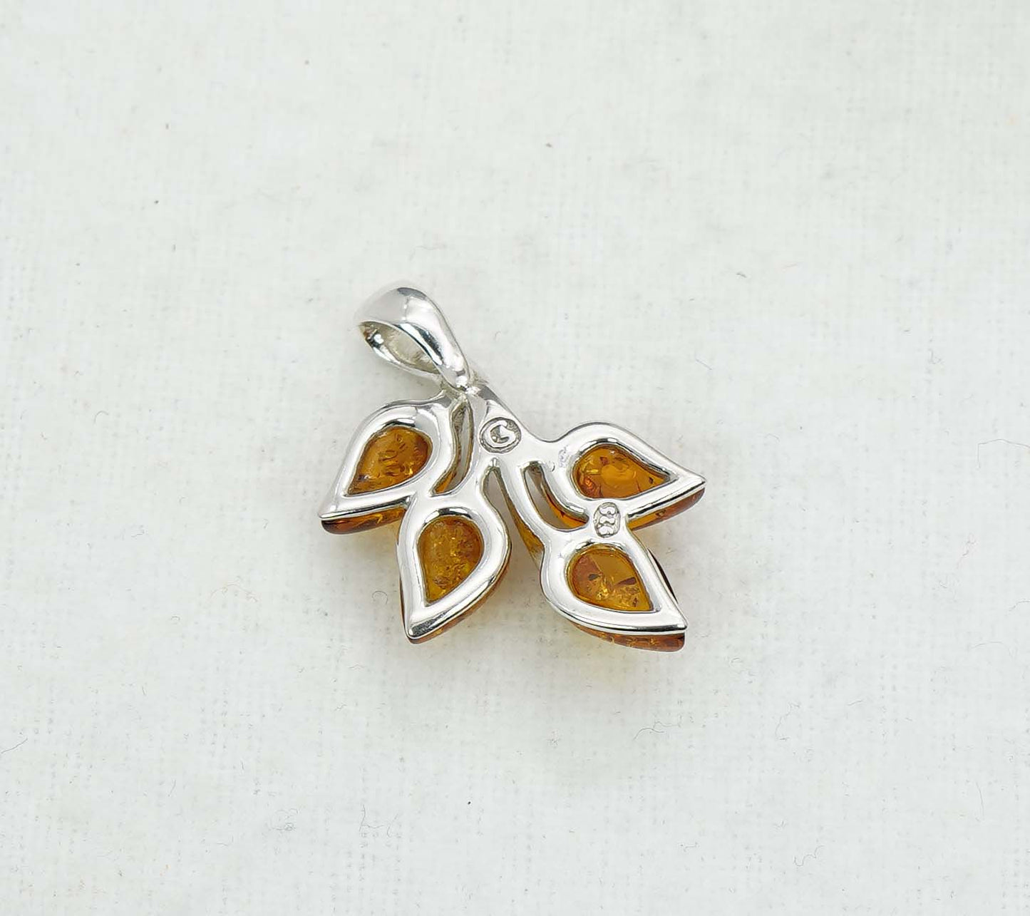 925 Solid Sterling Silver Natural Baltic Amber Pendant 2.5 Gram