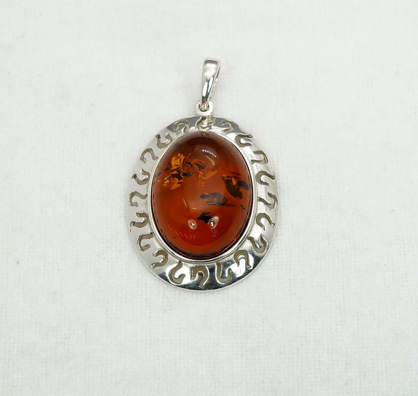925 Solid Sterling Silver Natural Baltic Amber Pendant 4.6 Gram