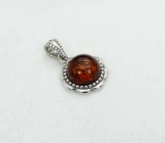 925 Solid Sterling Silver Natural Baltic Amber Pendant 2.1  Gram