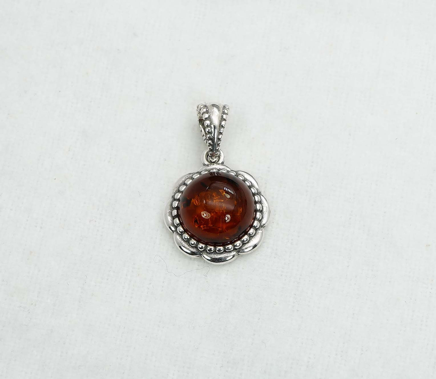 925 Solid Sterling Silver Natural Baltic Amber Pendant 2.1  Gram