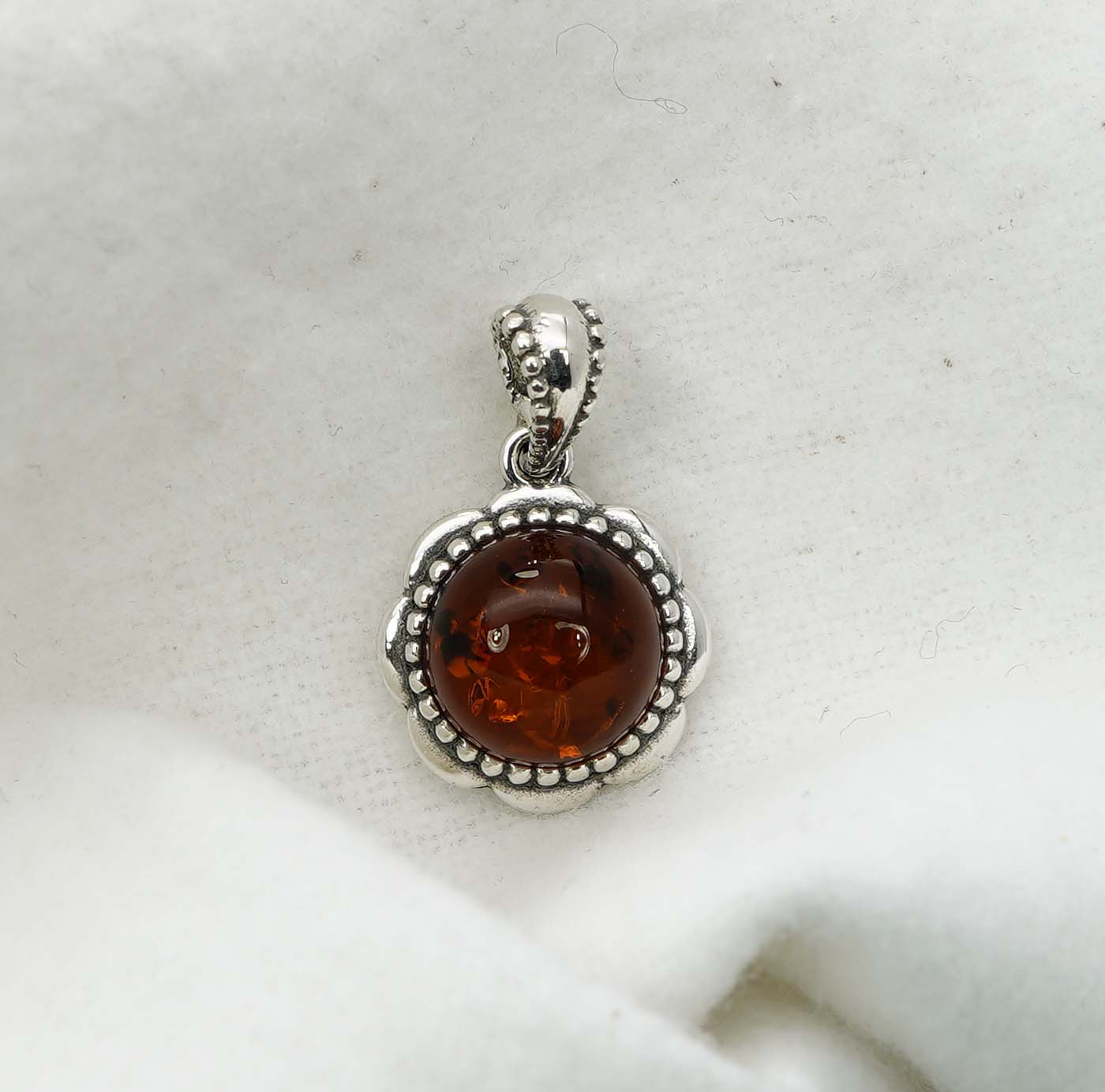 925 Solid Sterling Silver Natural Baltic Amber Pendant 2.1  Gram