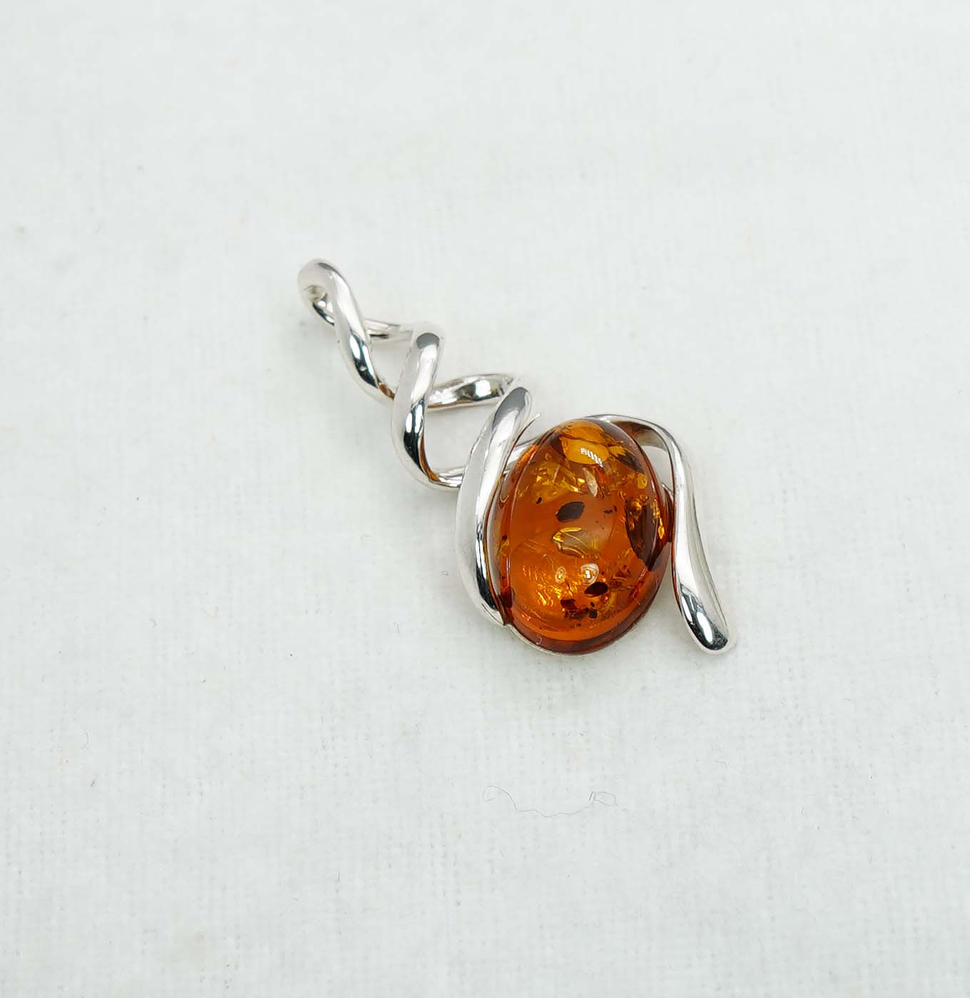 925 Solid Sterling Silver Natural Baltic Amber Pendant 3  Gram