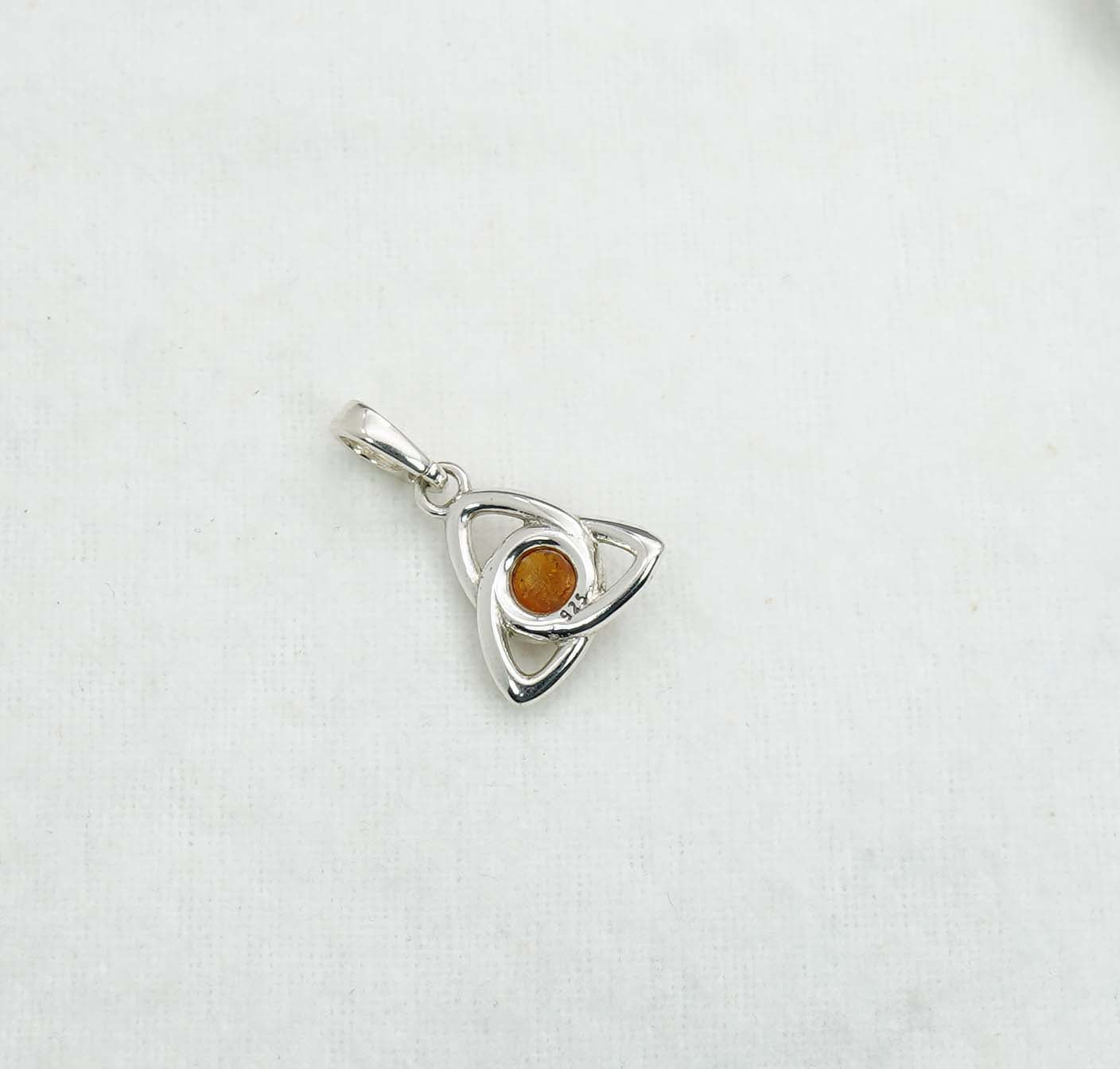 925 Solid Sterling Silver Natural Baltic Amber Pendant 1.8 Gram