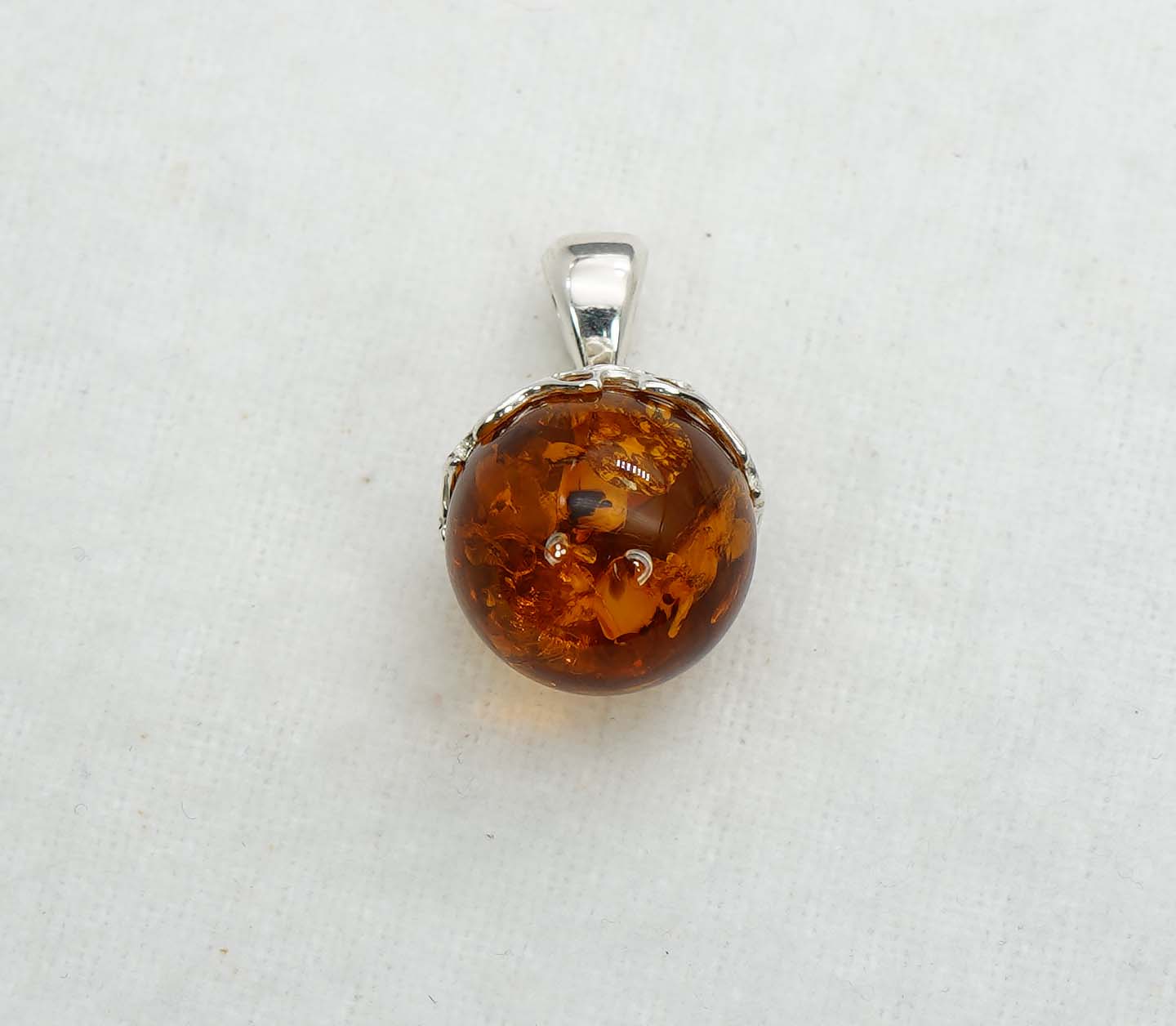 925 Solid Sterling Silver Natural Baltic Amber Pendant 3.4 Gram