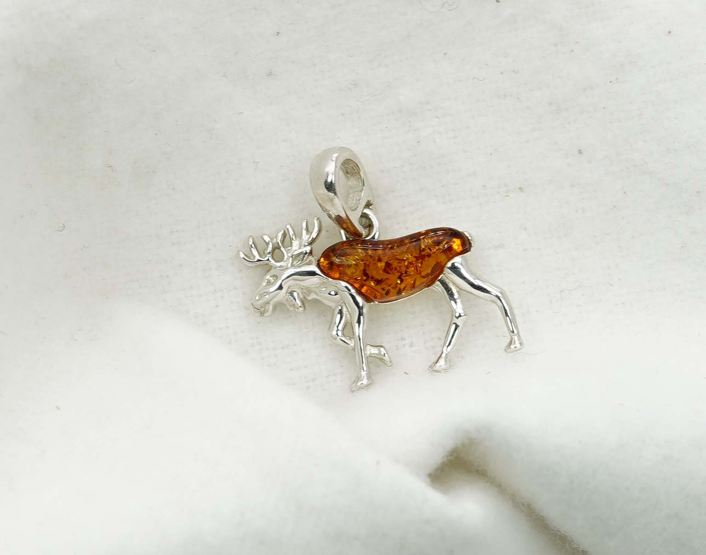 925 Solid Sterling Silver Natural Baltic Amber Pendant 2 Gram