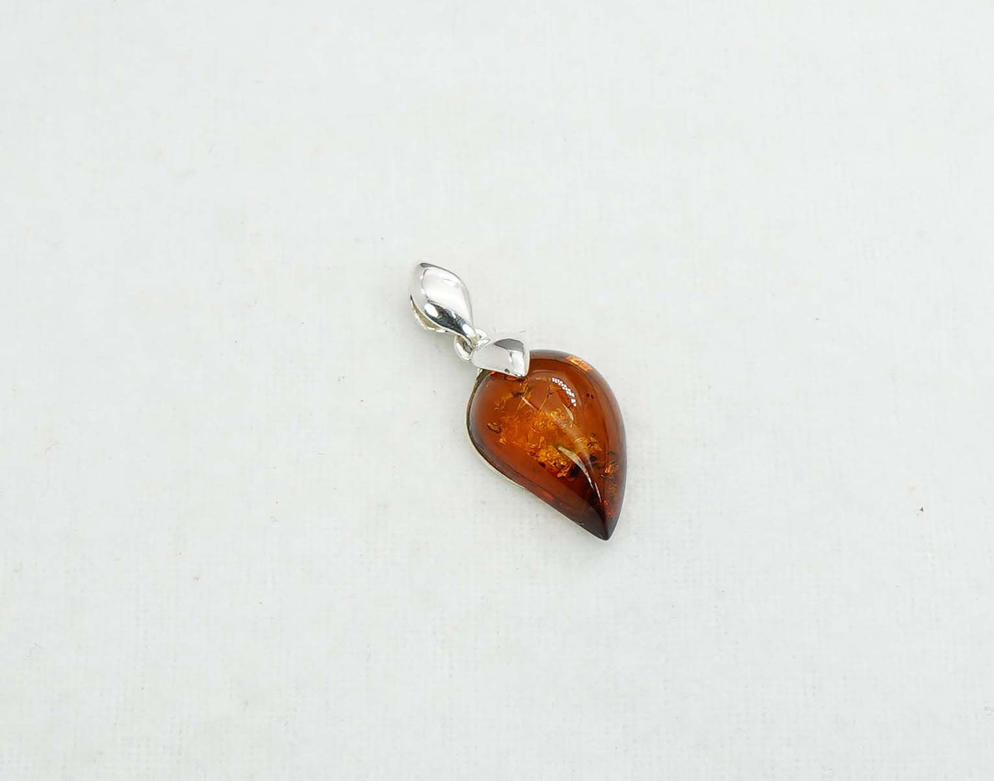 925 Solid Sterling Silver Natural Baltic Amber Pendant 2 Gram
