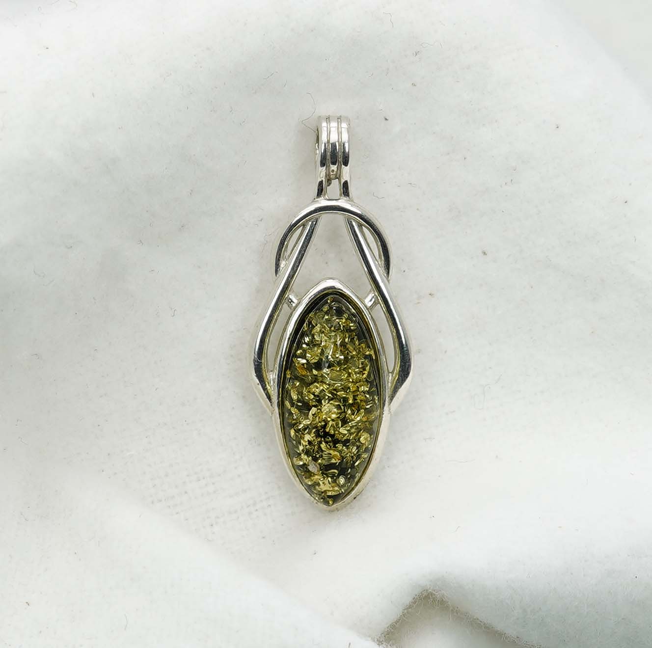 925 Solid Sterling Silver Natural Baltic Amber Pendant 2.5 Gram