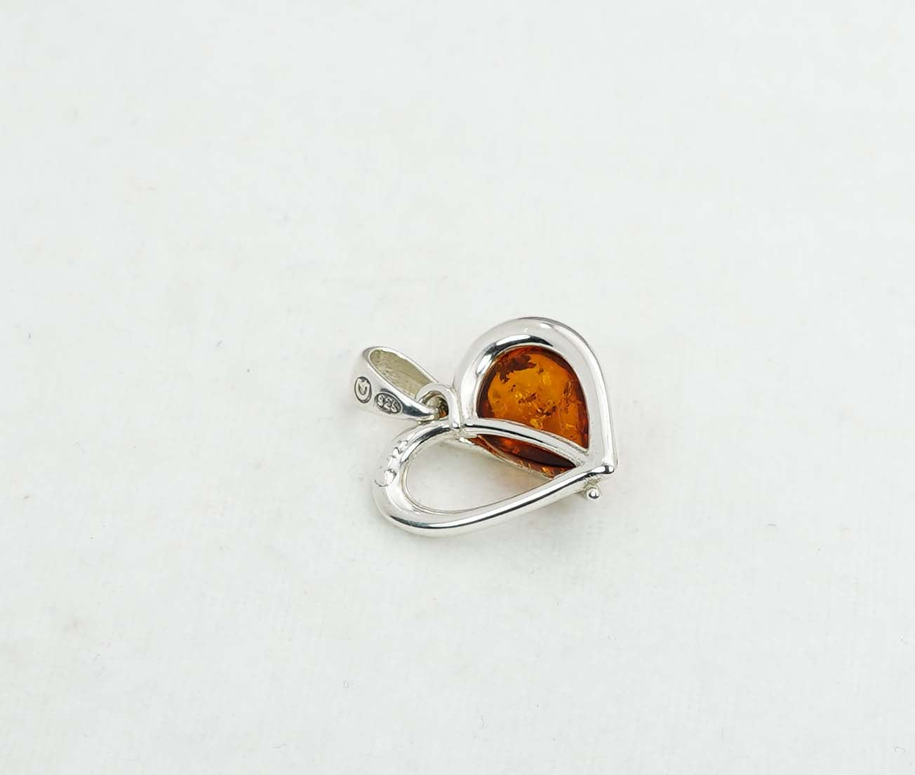 925 Solid Sterling Silver Natural Baltic Amber Pendant 2.3 Gram