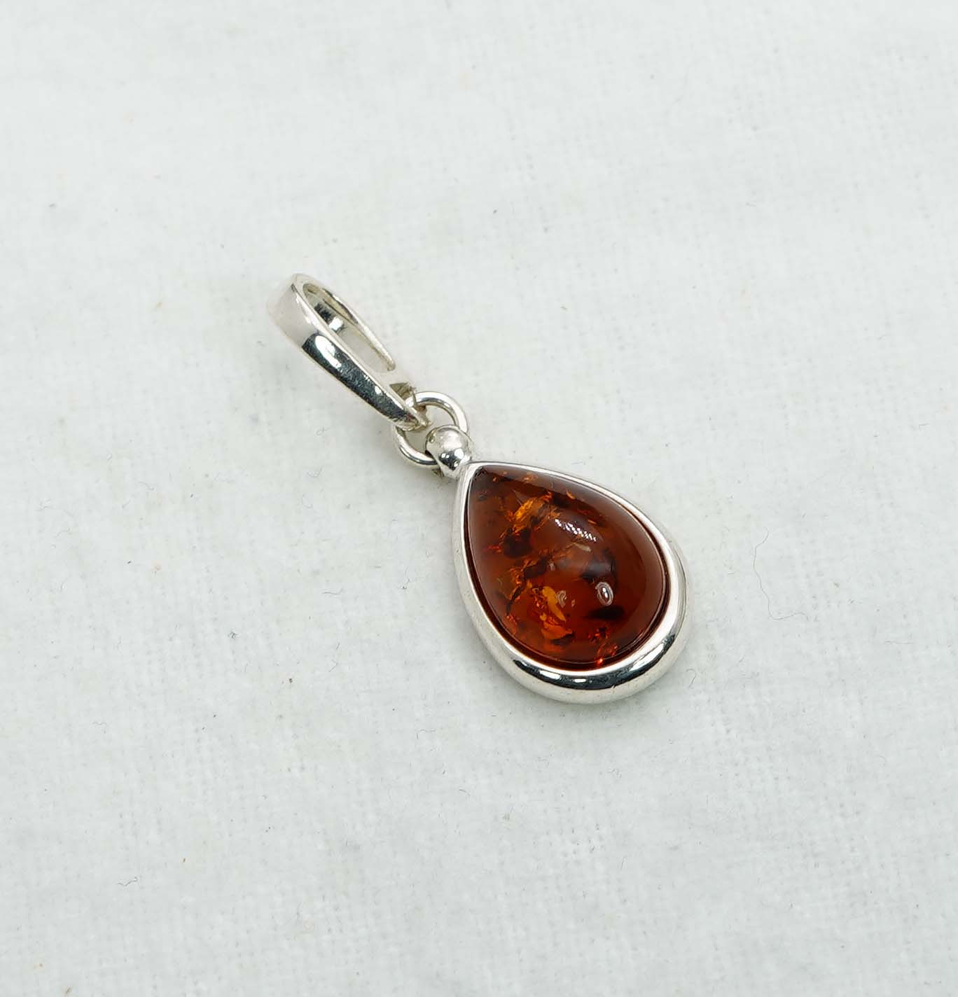 925 Solid Sterling Silver Natural Baltic Amber Pendant 3.5 Gram