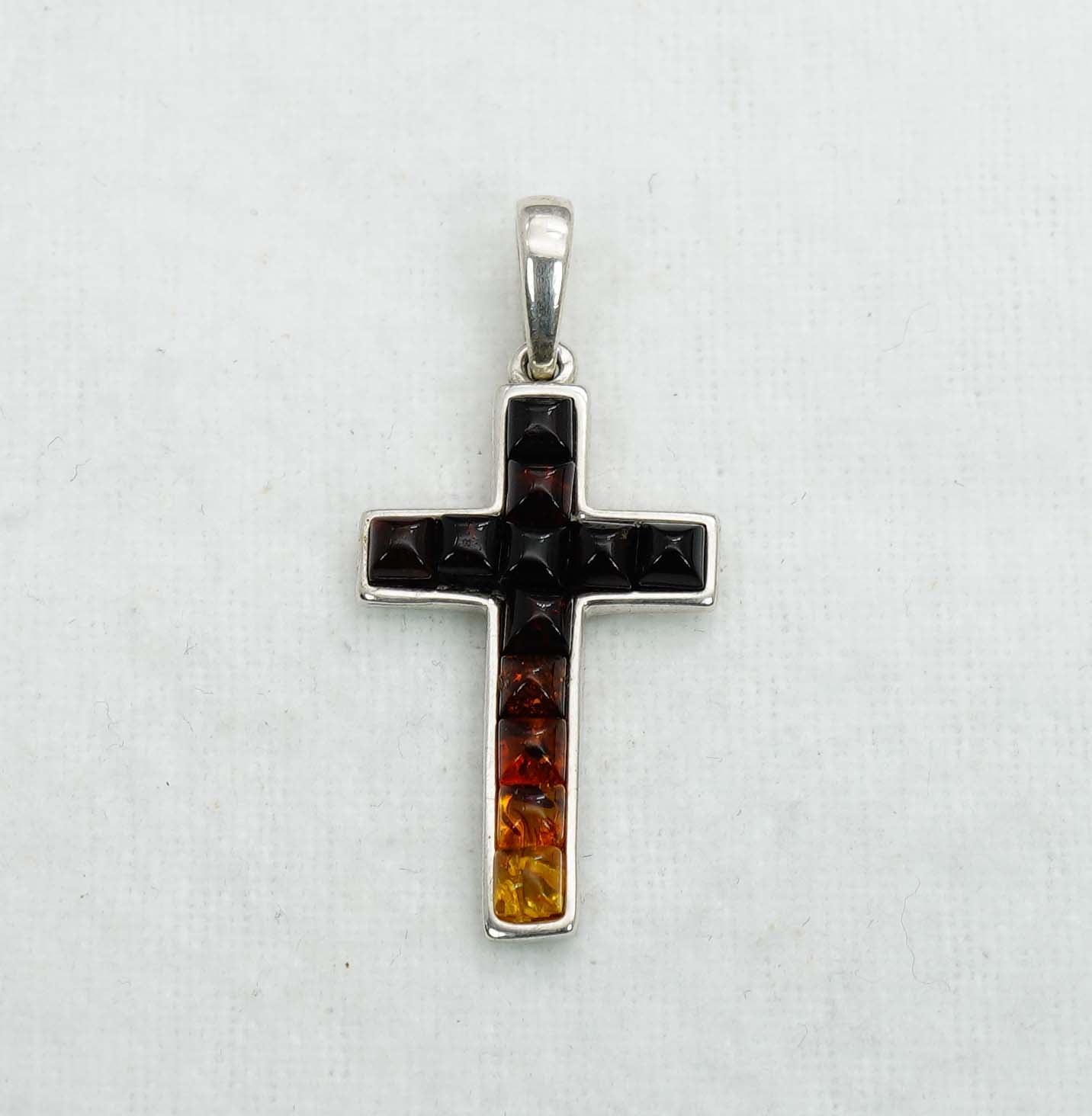925 Solid Sterling Silver Natural Baltic Amber Pendant 2.2 Gram