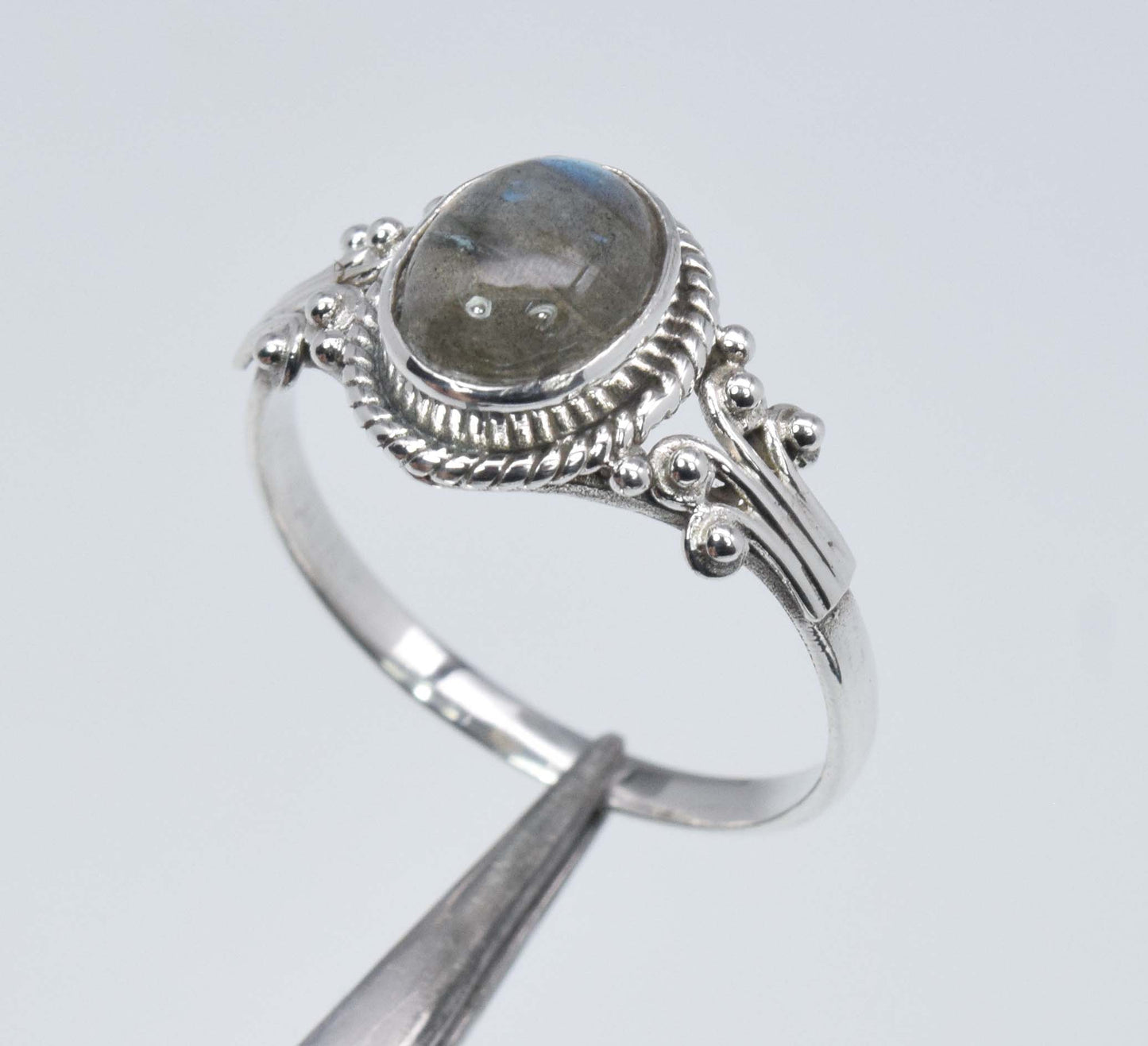 925 Sterling Silver Designer Ring - 3.5 Gram