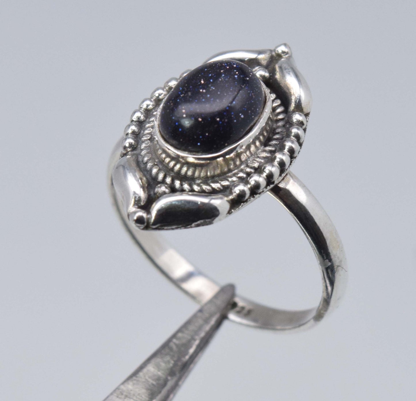 925 Sterling Silver Designer Ring - 3.2 Gram