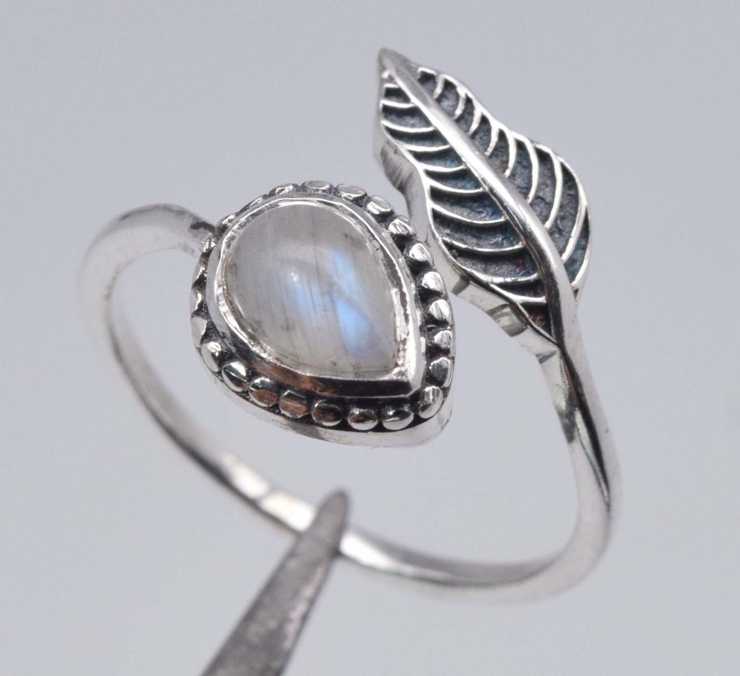 925 Sterling Silver Feather Adjustable  Ring - 3 gram