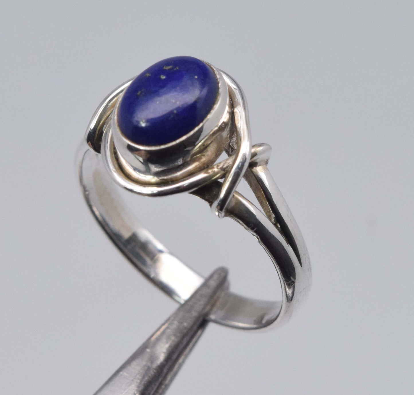 925 Sterling Silver Designer Ring - 3 Gram