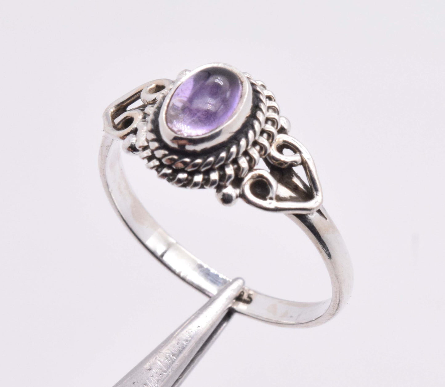 925 Solid Sterling Silver Designer Ring - 2 Grams