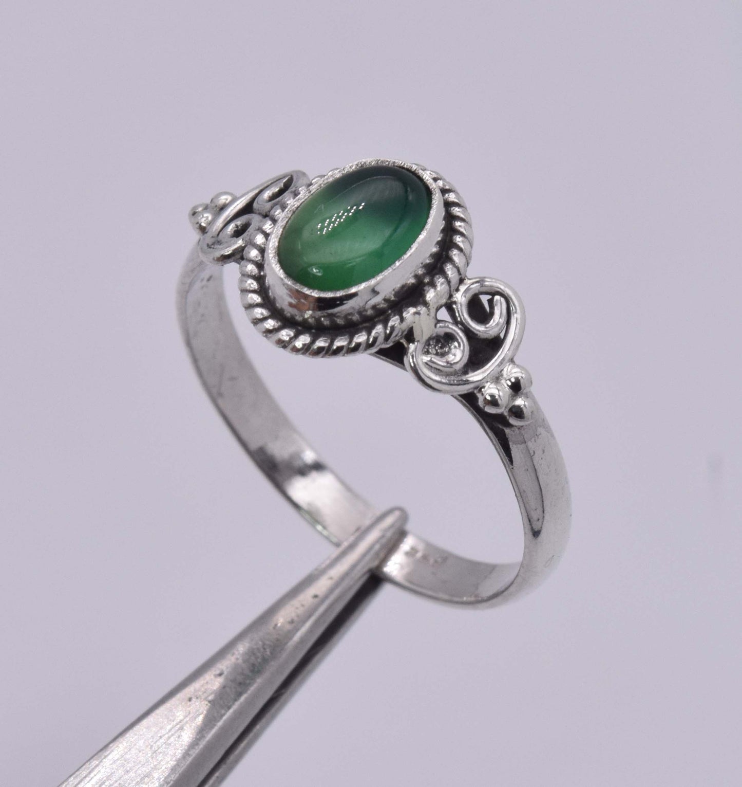 925 Solid Sterling Silver Ring - 2.3 Grams