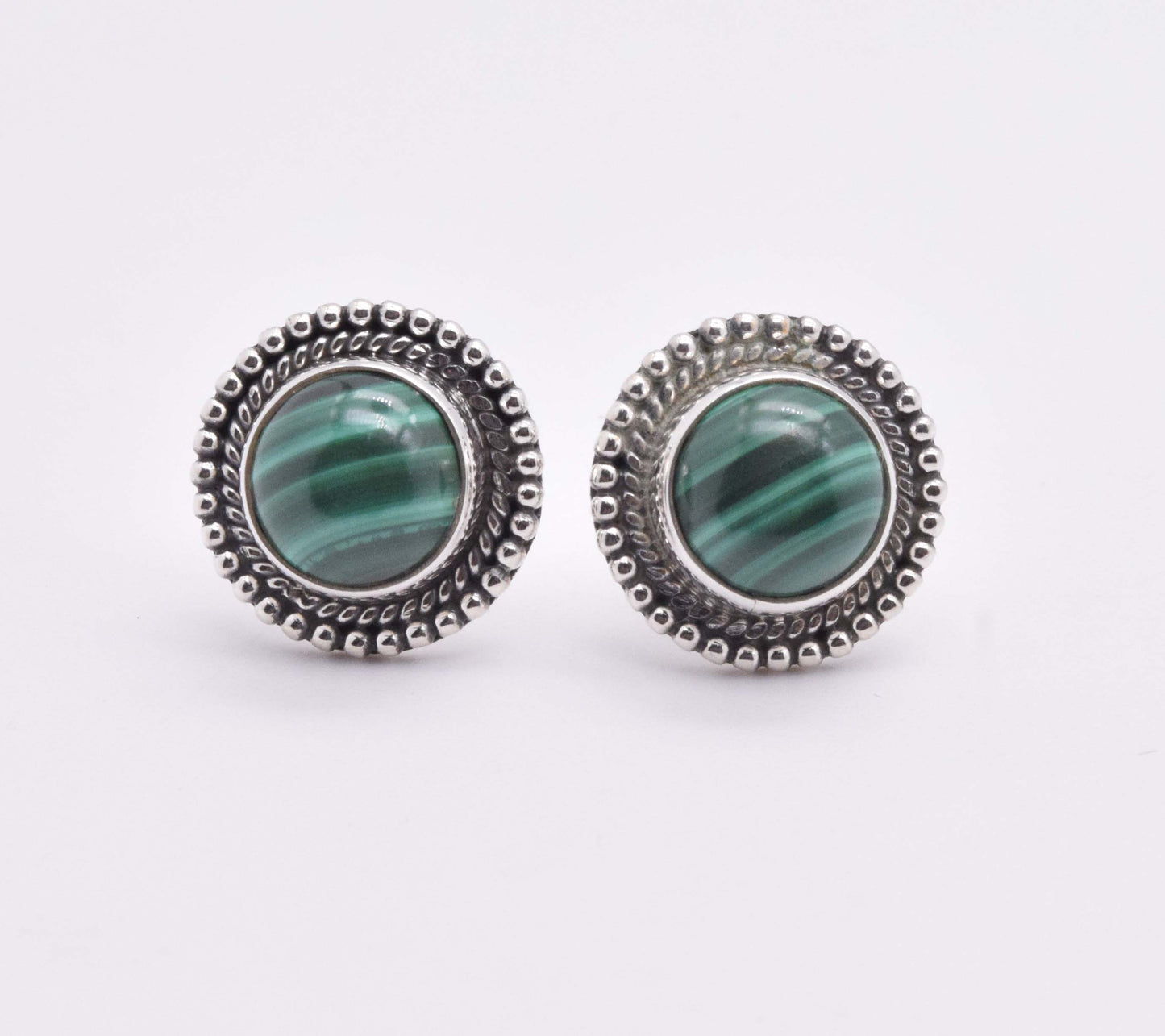 925 Solid Sterling Silver Designer Stud Earring - 2.8 Grams