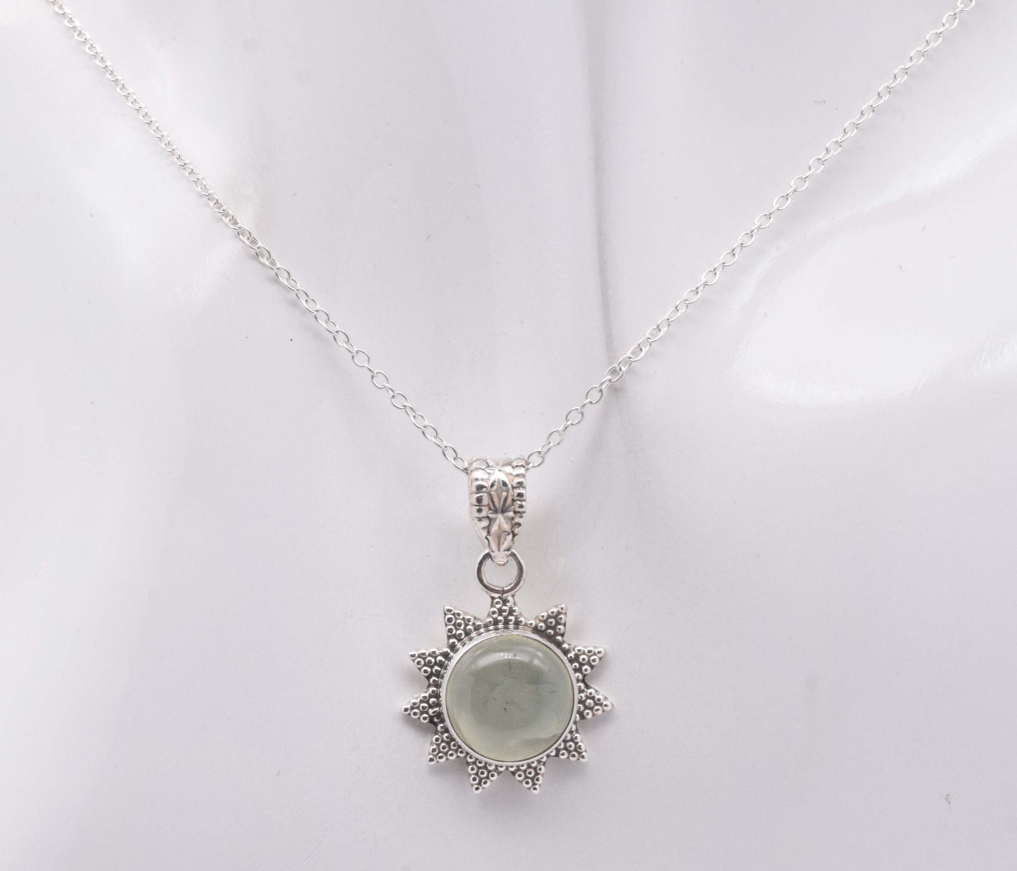 925 Solid Sterling Silver Sun Style Pendant - 3 Grams