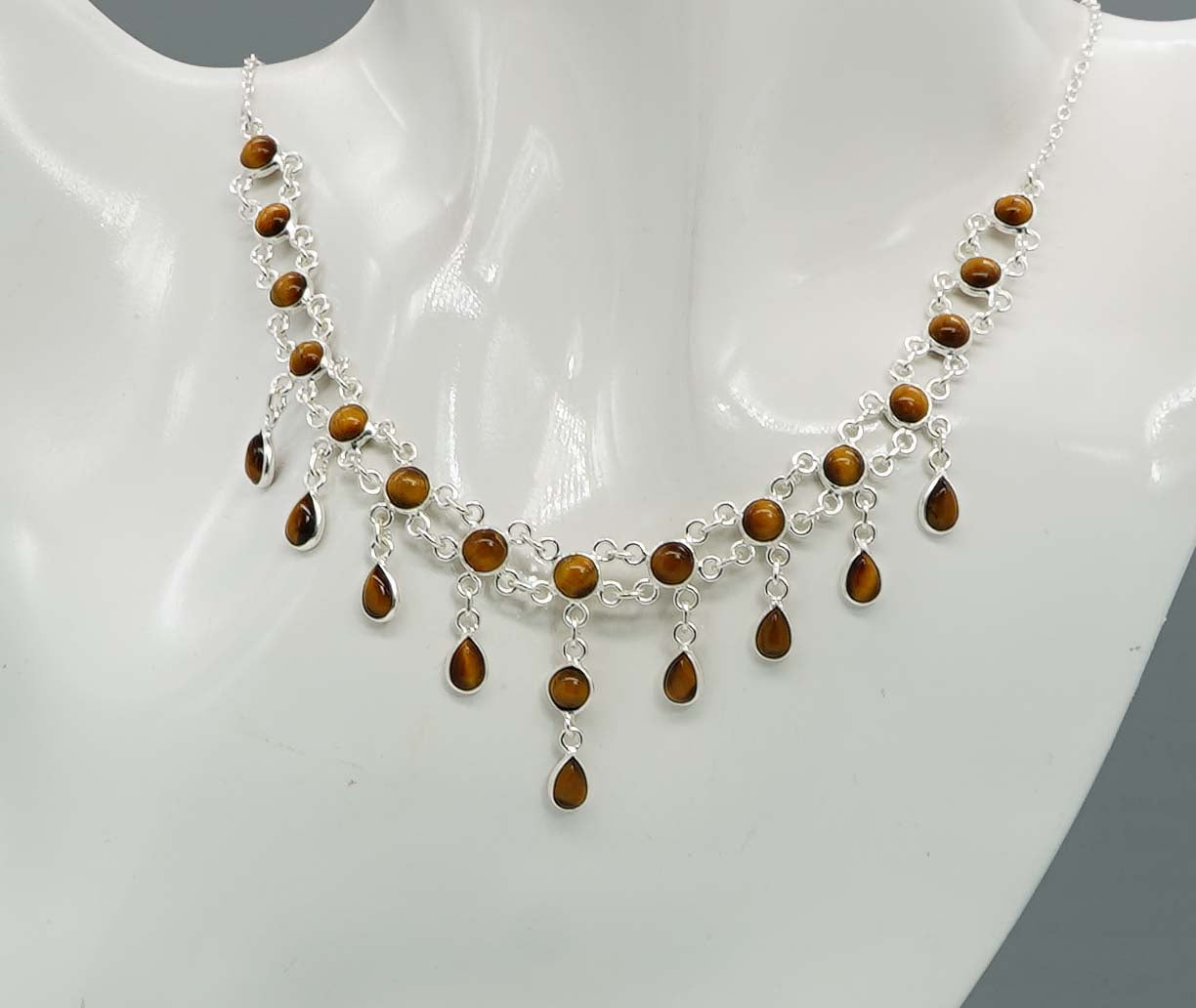 925 Solid Sterling Silver Tiger Eye Necklace - 11.4 GM