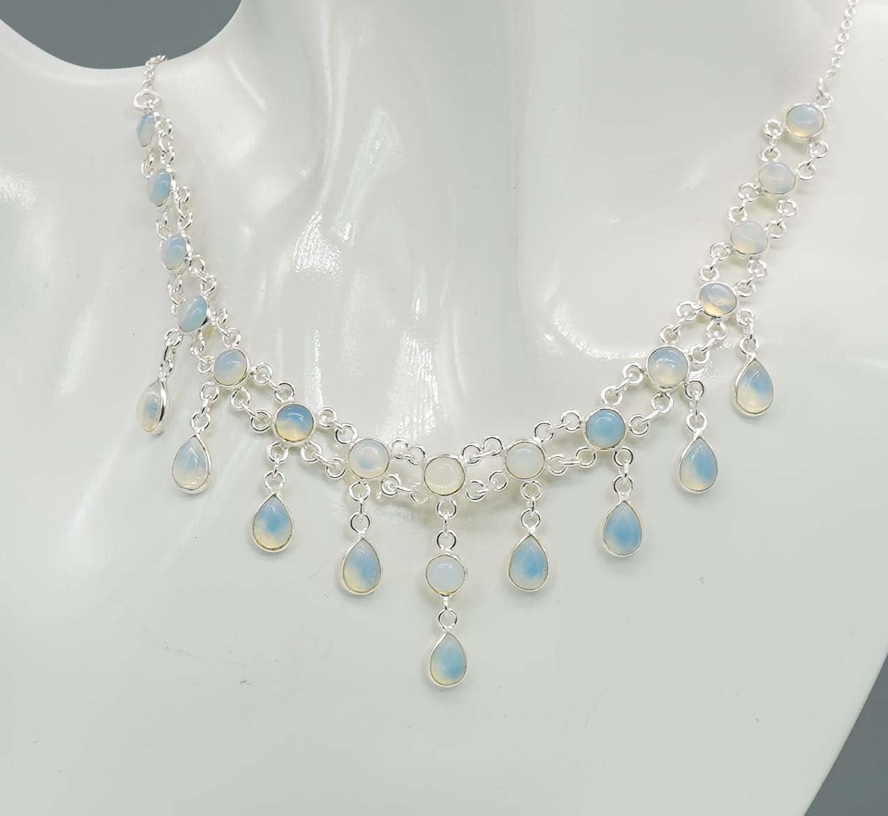 925 Solid Sterling Silver Milky Opalite Necklace - 12.4 GM