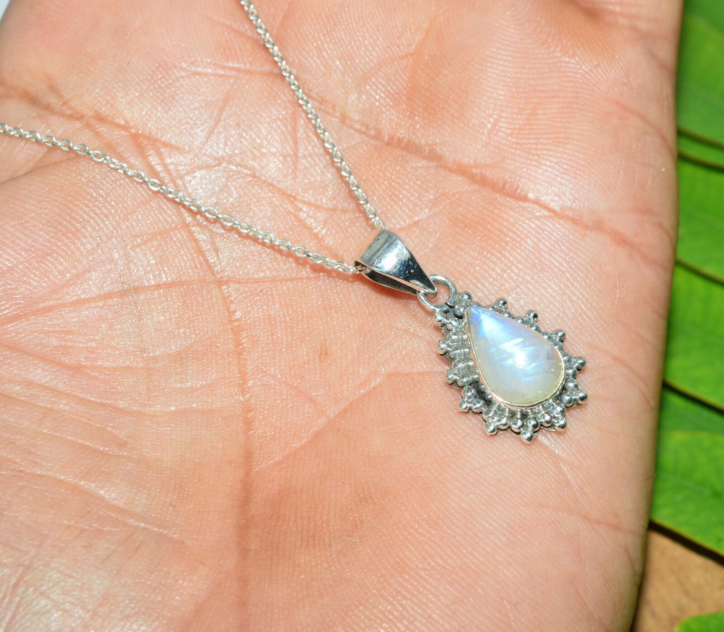 925 SOLID STERLING SILVER WHITE RAINBOW MOONSTONE CHAIN PENDANT