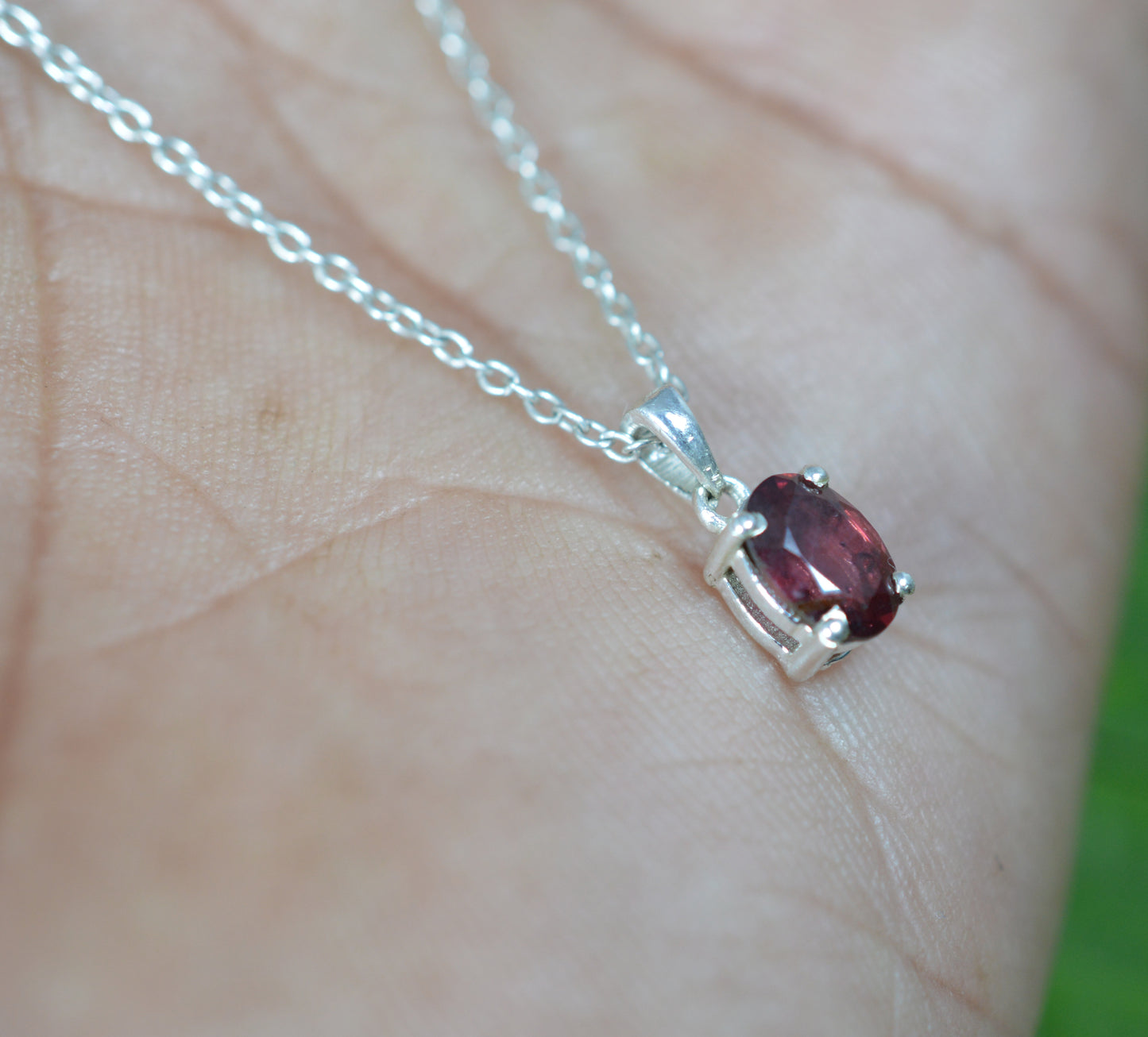 925 SOLID STERLING SILVER RED GARNET CHAIN PENDANT -18.5 INCH