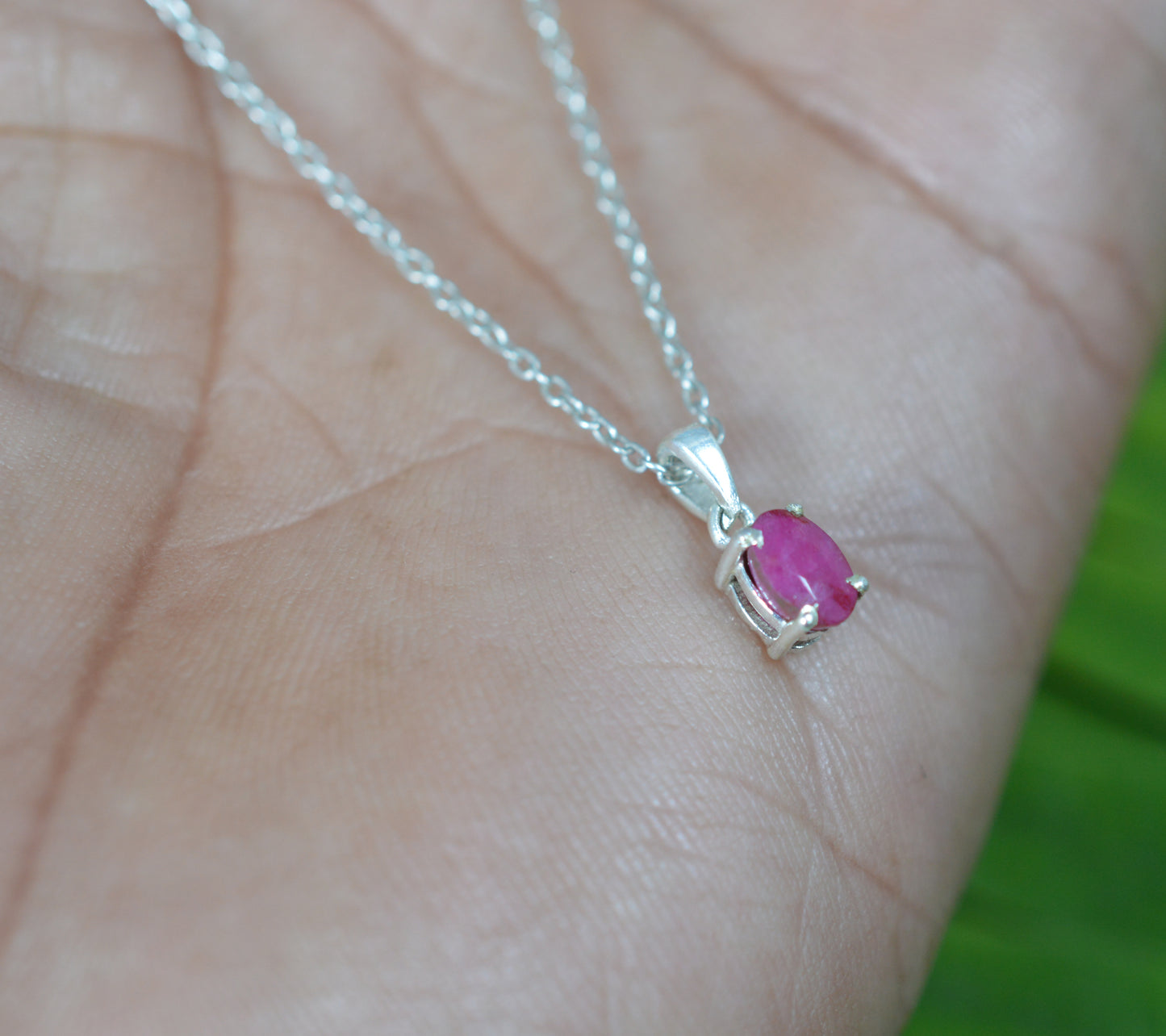 925 SOLID STERLING CUT Simulated Ruby CHAIN PENDANT -18.5 INCH