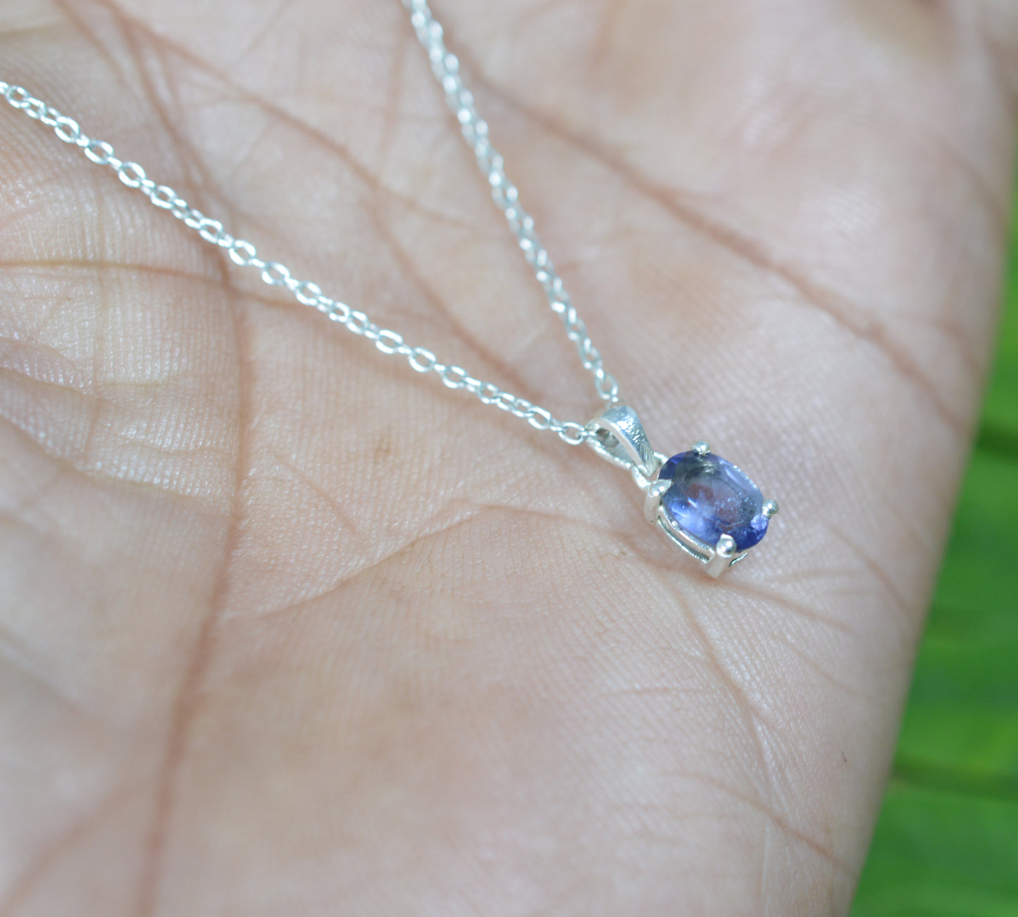 925 SOLID STERLING SILVER BLUE IOLITE CHAIN PENDANT -18.5 INCH