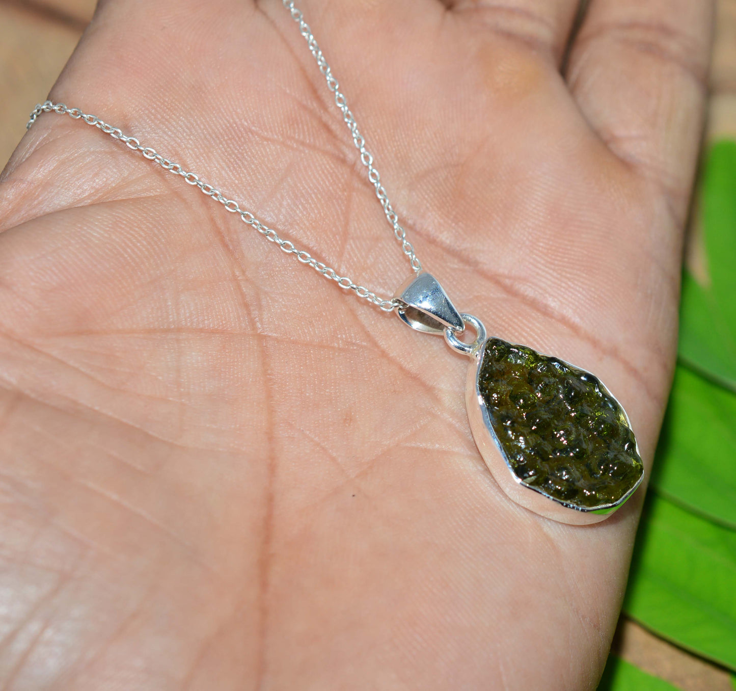 WHOLESALE 21PC 925 SOLID STERLING SILVER LAB GREEN MOLDAVITE PENDANT LOT
