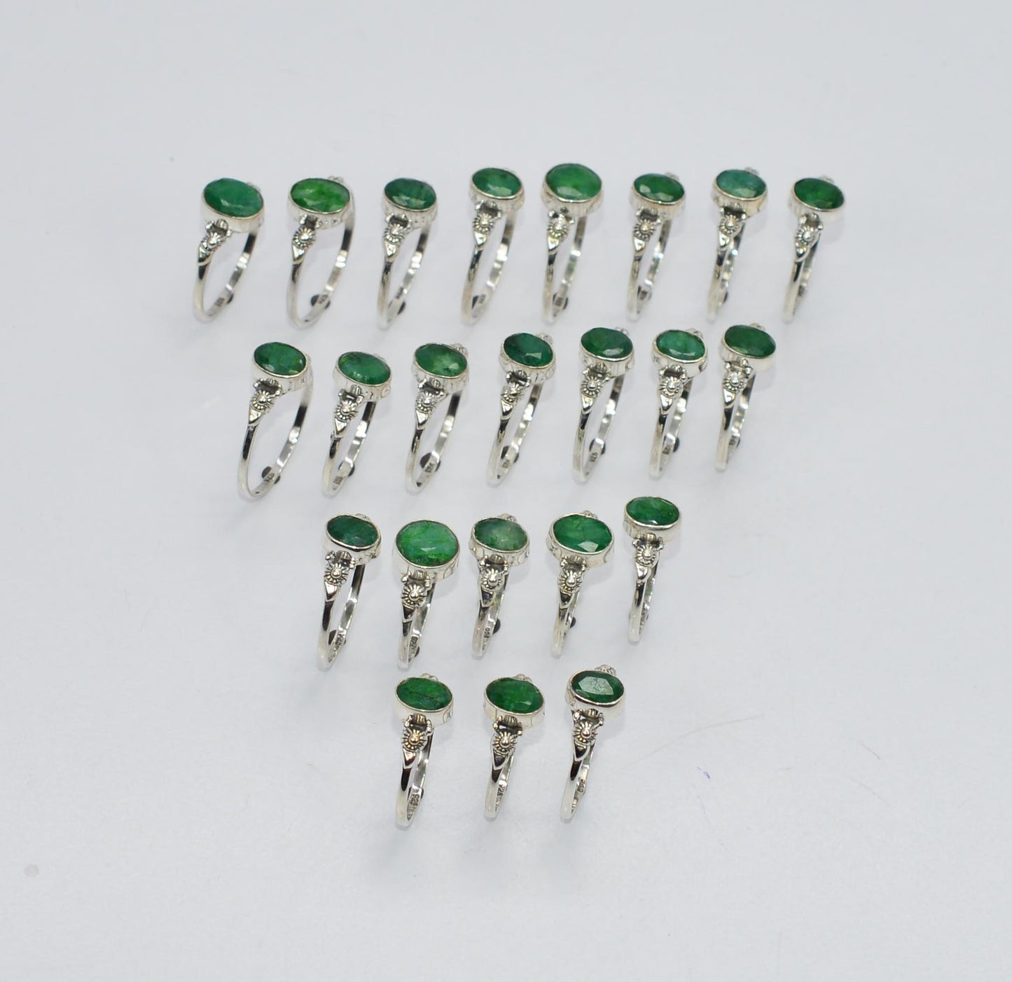 WHOLESALE 23PC 925 SOLID STERLING SILVER GREEN Simulated Emerald RING LOT