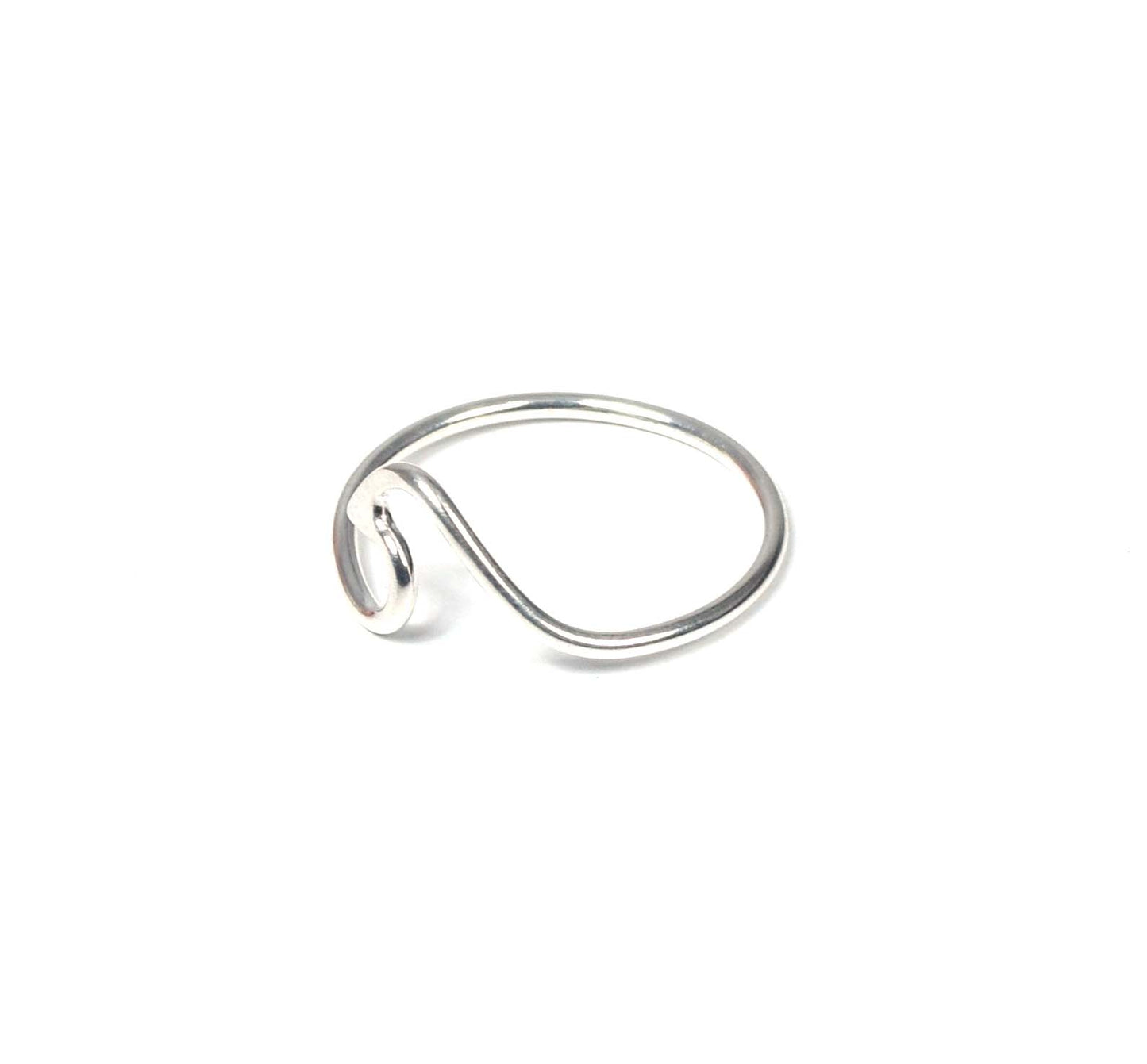 925 Solid Sterling Silver Plain Wave Ring - 1.5 Grams