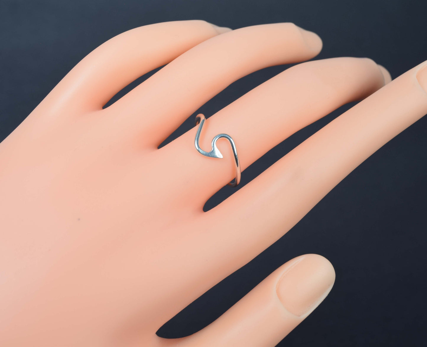 925 Solid Sterling Silver Plain Wave Ring - 1.5 Grams