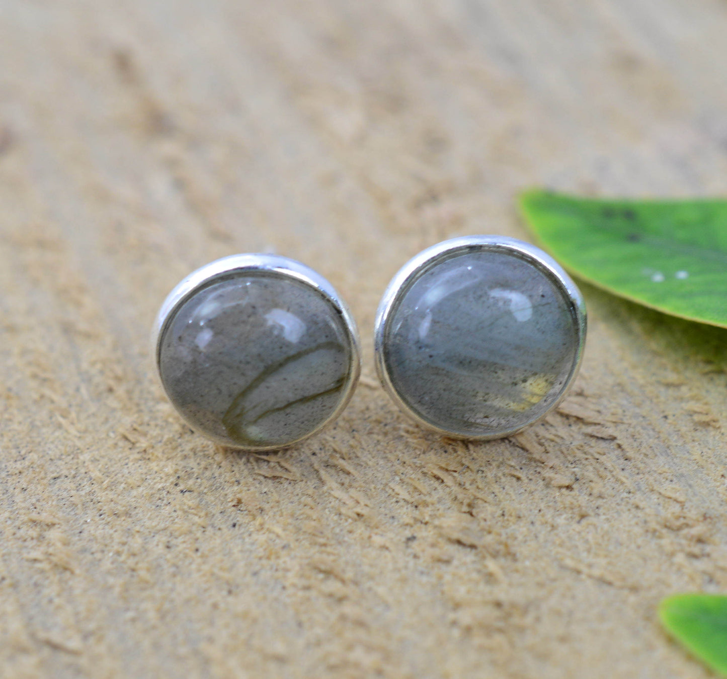 925 SOLID STERLING SILVER LABRADORITE STUD EARRING