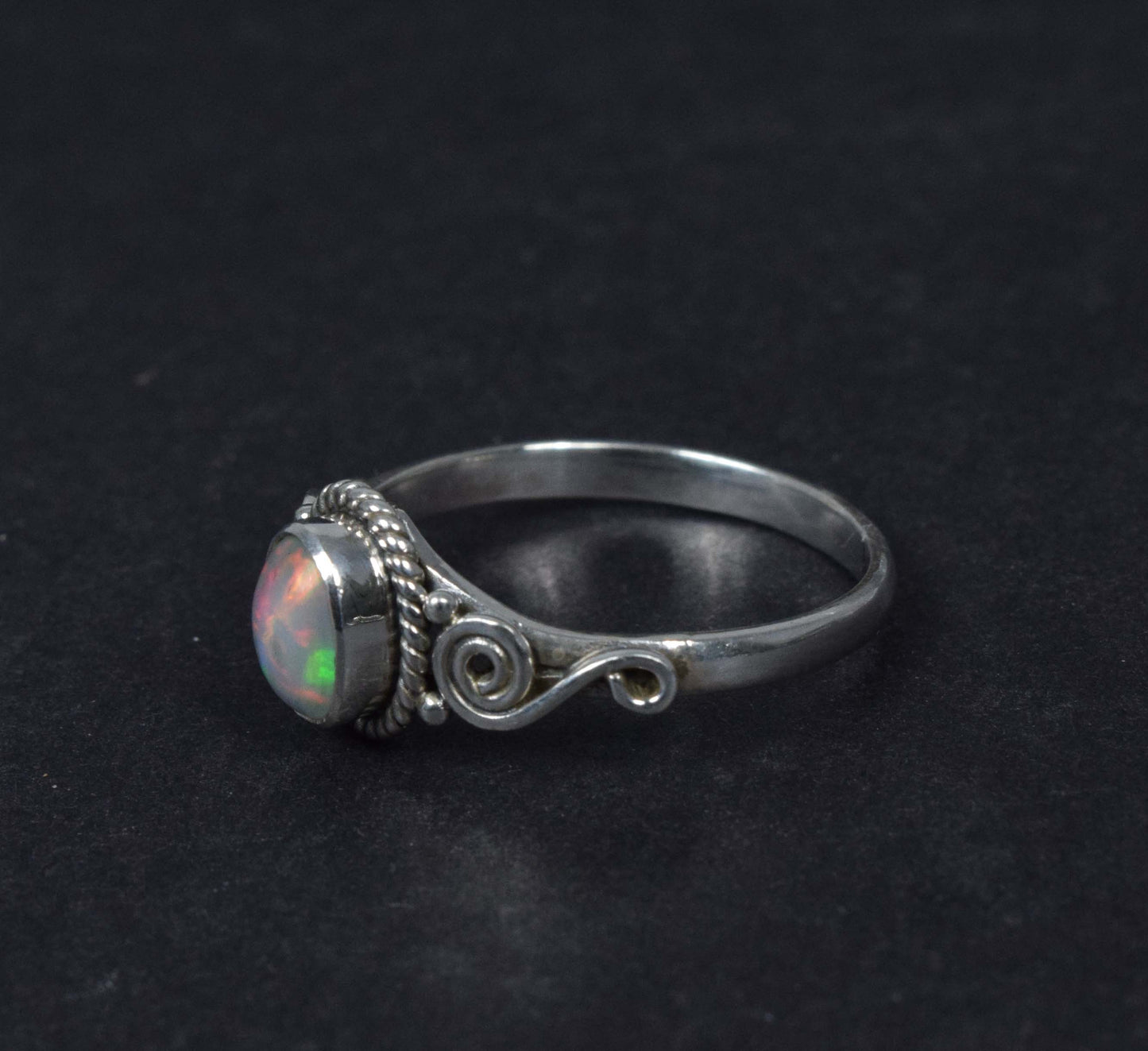 925 Solid Sterling Silver Natural Ethiopian Opal Designer Ring - 2.7 Grams