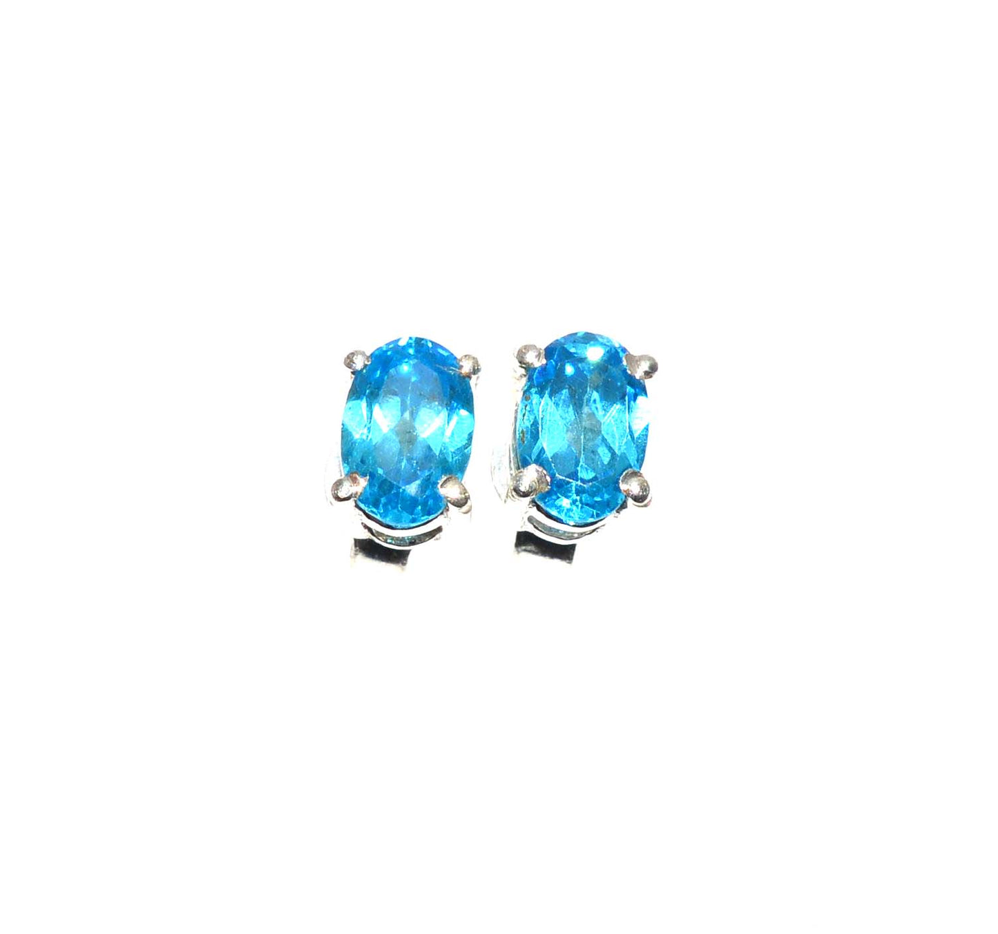 925 SOLID STERLING SILVER FACETED BLUE TOPAZ STUD EARRING