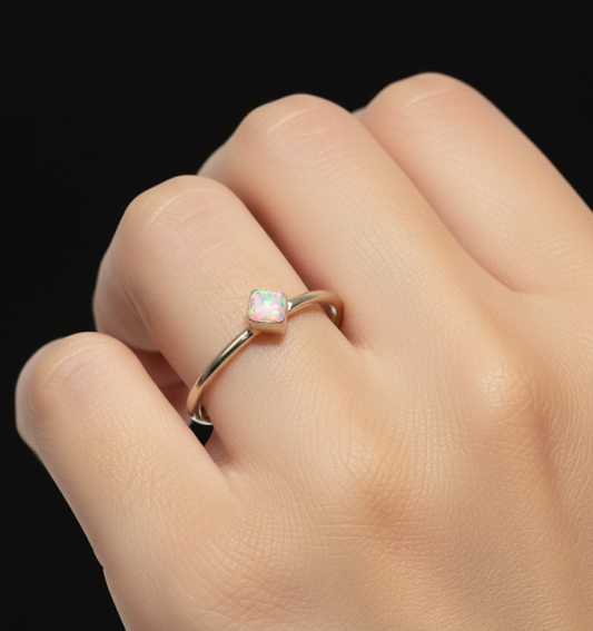 925 Solid Sterling Silver Lab Ethiopian Opal Ring - 1.2 Grams