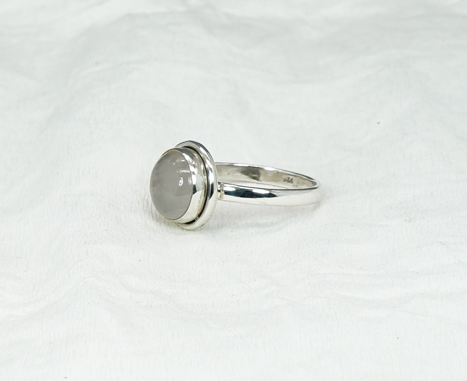 925 Solid Sterling Silver Pink Rose Quartz Ring - 9 US