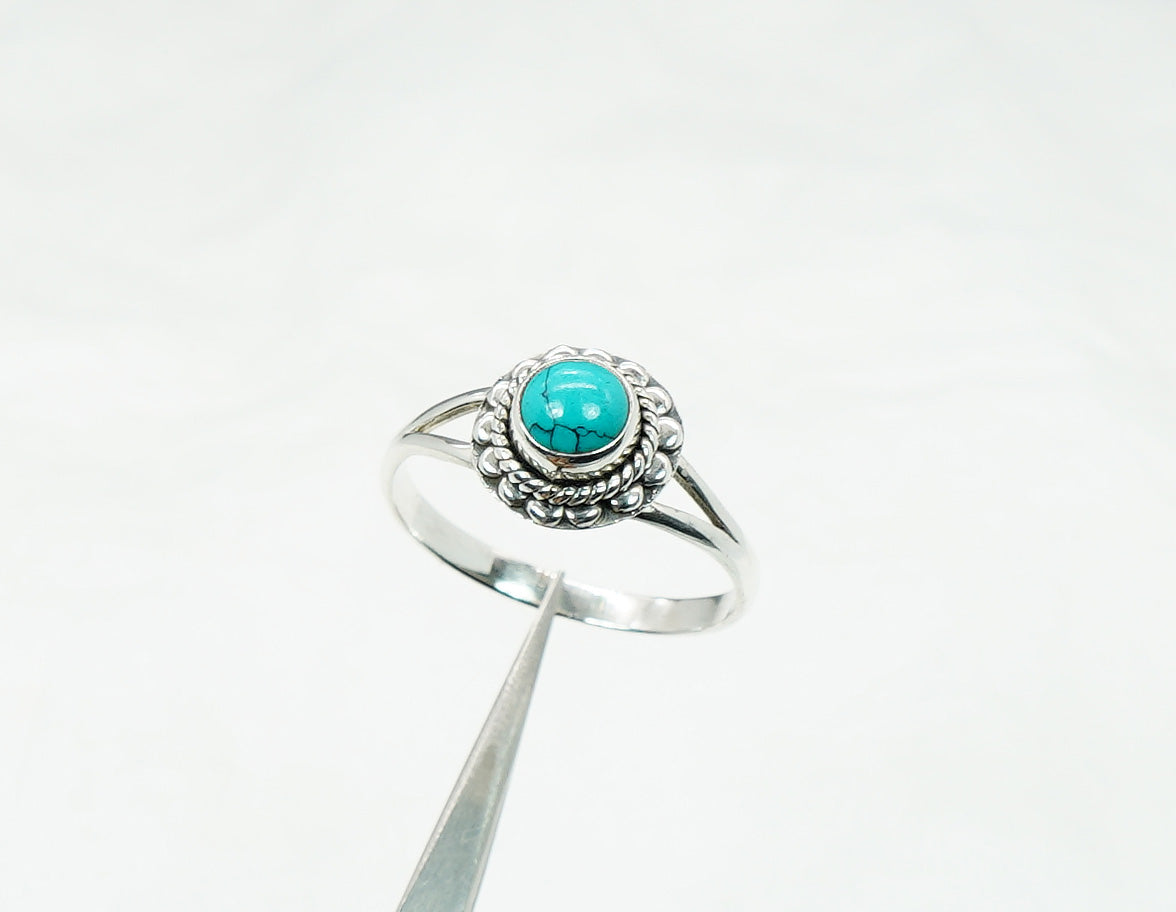 925 Solid Sterling Silver Blue Turquoise Ring - 10 US