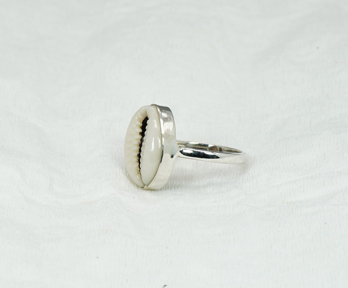 925 Solid Sterling Silver Cowrie Shell Ring - 5 US