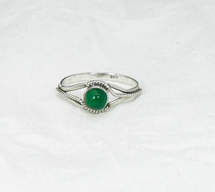 925 Solid Sterling Silver Green Onyx Ring - 7 US