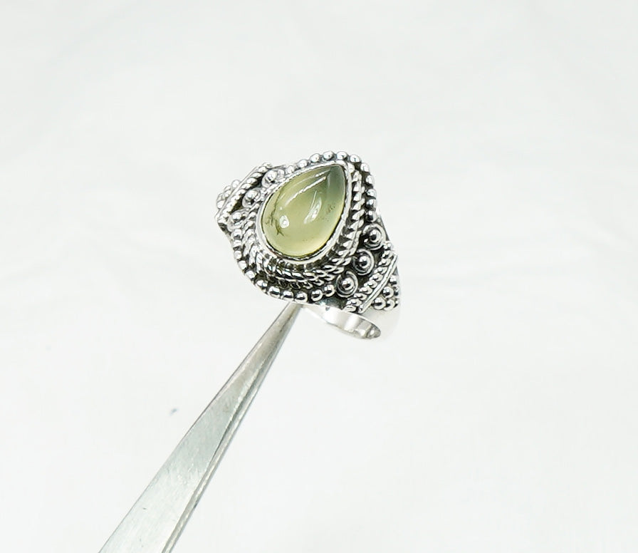 925 Solid Sterling Silver Green Prehnite Ring - 6 US