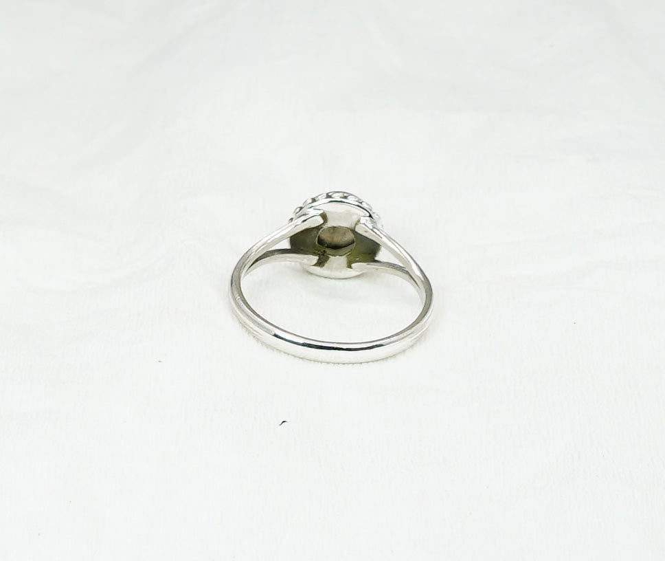 925 Solid Sterling Silver Labradorite Ring - 6 US