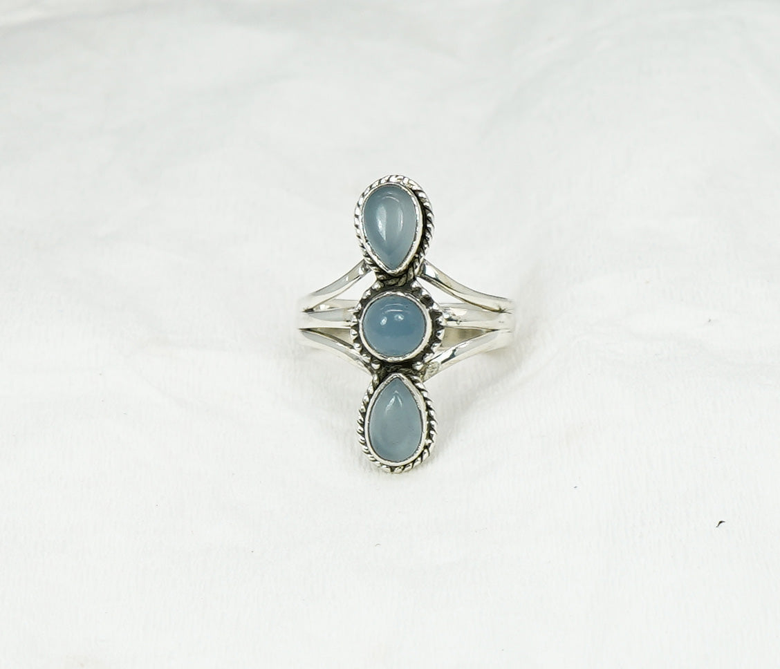 925 Solid Sterling Silver Blue Chalcedony Ring  - 9 US