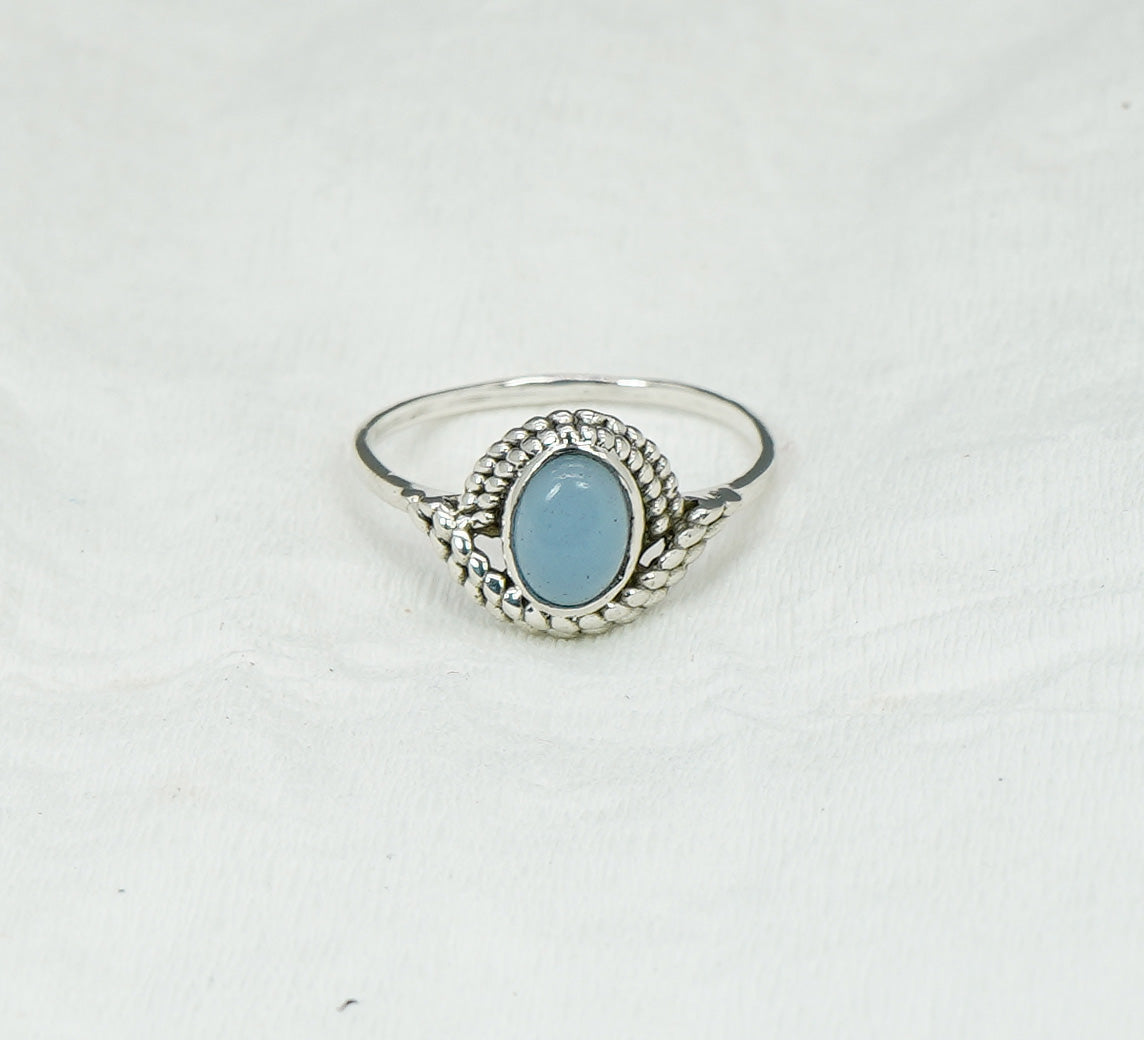 925 Solid Sterling Silver Blue Chalcedony Ring - 11 US