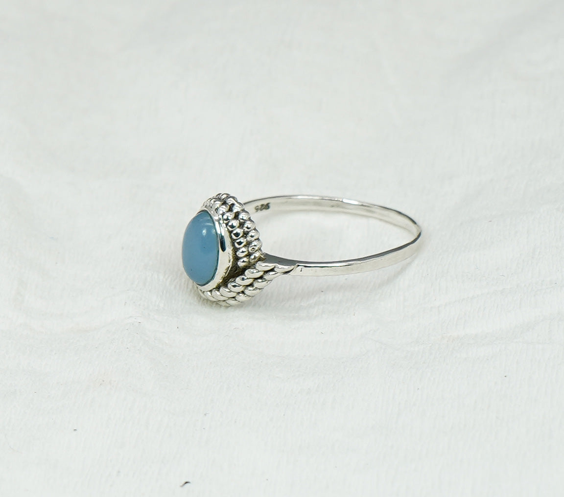 925 Solid Sterling Silver Blue Chalcedony Ring - 11 US