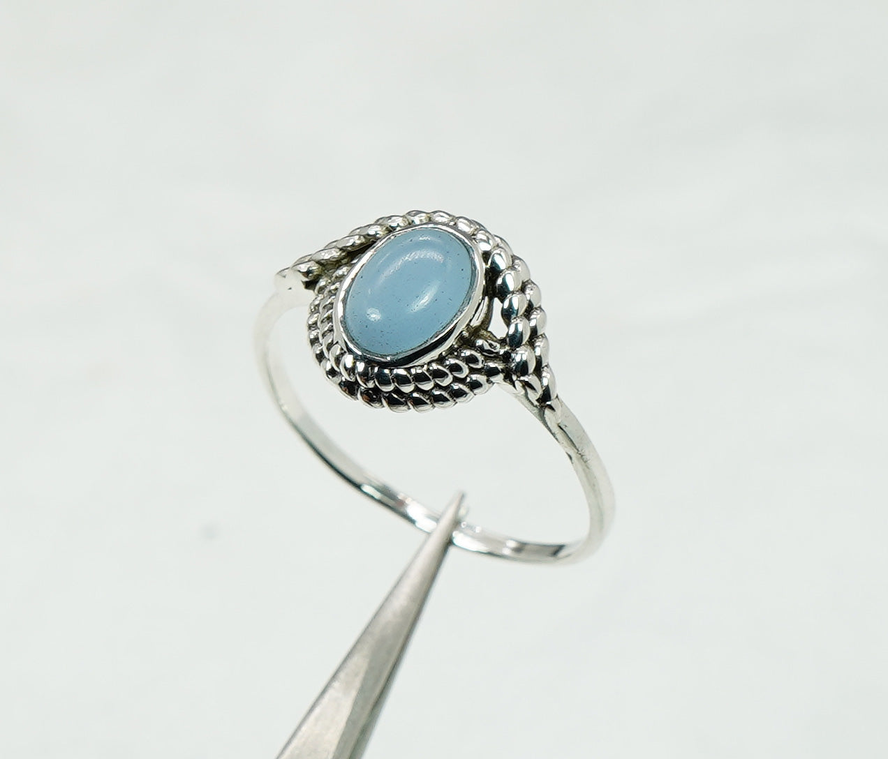 925 Solid Sterling Silver Blue Chalcedony Ring - 11 US