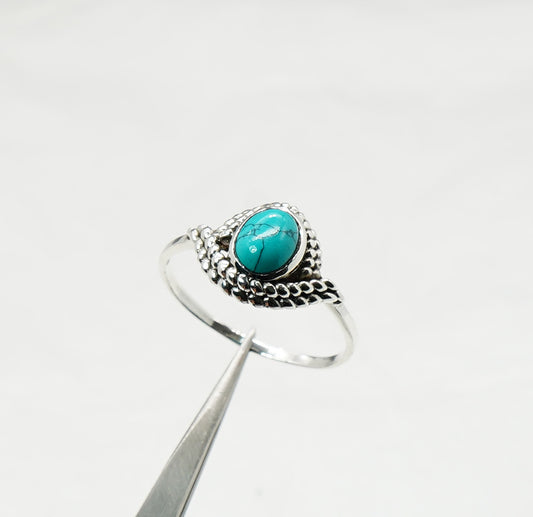 925 Solid Sterling Silver Blue Turquoise Ring - 7 US