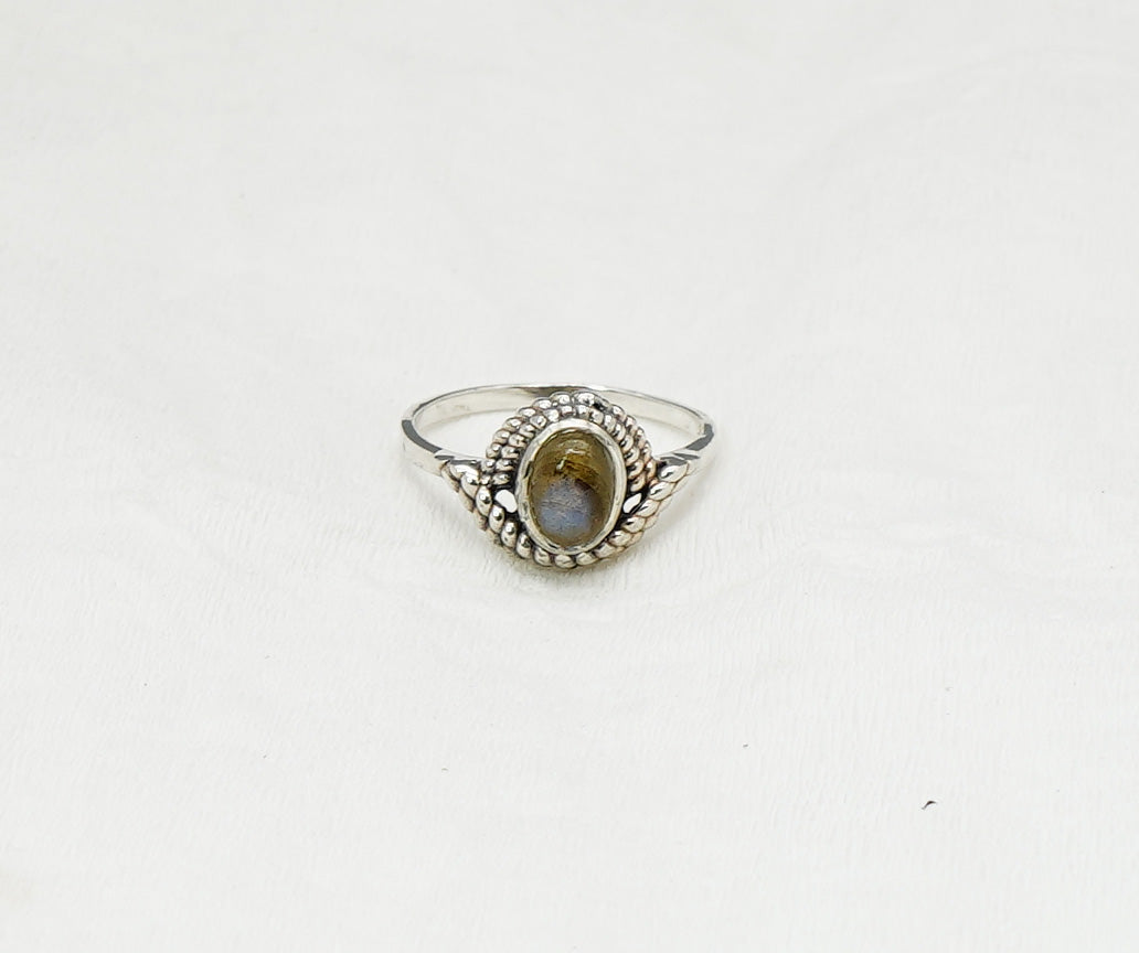 925 Solid Sterling Silver Labradorite Ring - 11 US