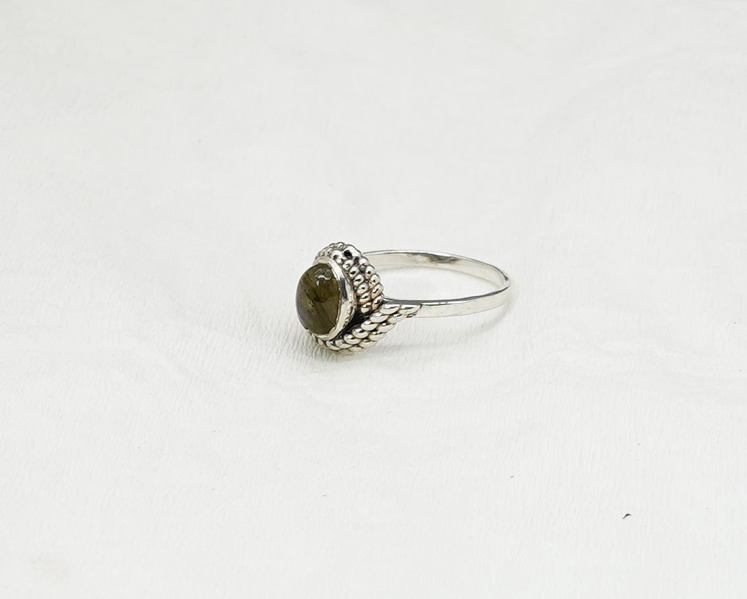 925 Solid Sterling Silver Labradorite Ring - 11 US