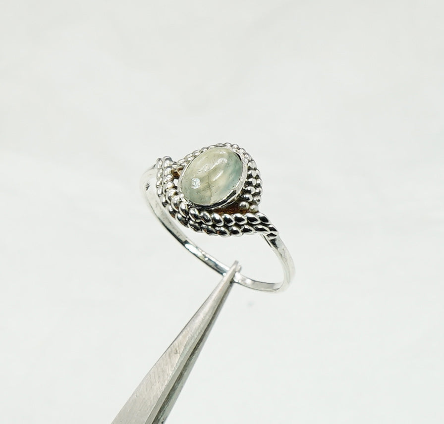 925 Solid Sterling Silver Green Prehnite Ring - 11 US